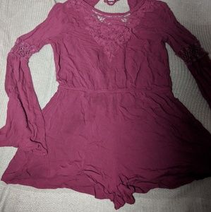 Bell-sleeve Romper-Maroon